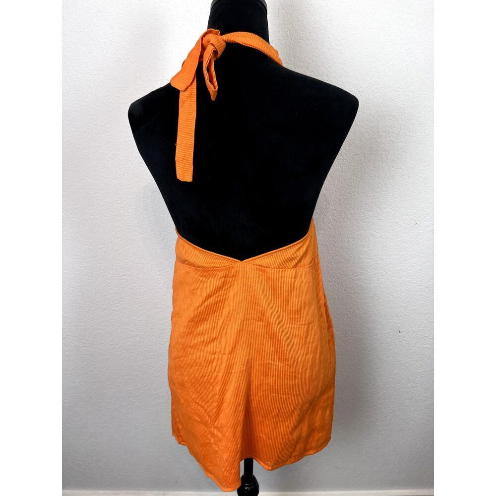 Stunning Pretty Little Thing Orange Textured Halterneck Shift Dress - Size 8 - Picture 4 of 8